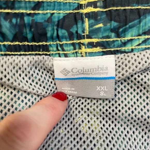 Columbia Men's Super Backcast Swim Shorts in Tranquil Teal Palm Leaf Print; XXL - Picture 6 of 13